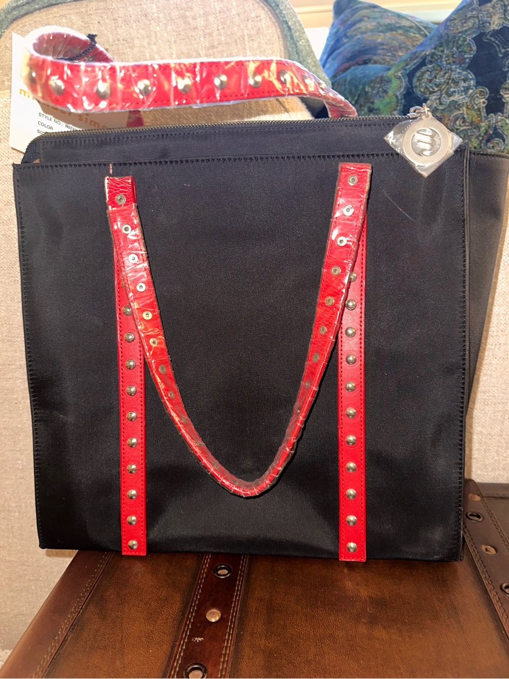 NWT RARE VINTAGE Michael Simon “Dogs” Bag - Picture 2 of 10